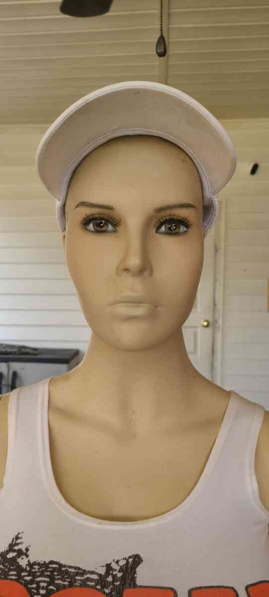 Female Mannequin - Taylors, South Carolina - FleaMarketBay