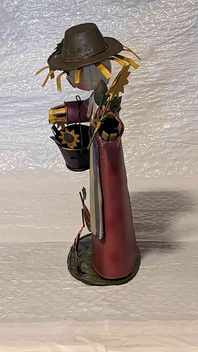 Tin Bobblehead To Scarecrow Girl  with Sunflowers and Pumpki - Phoenix, Arizona - FleaMarketBay