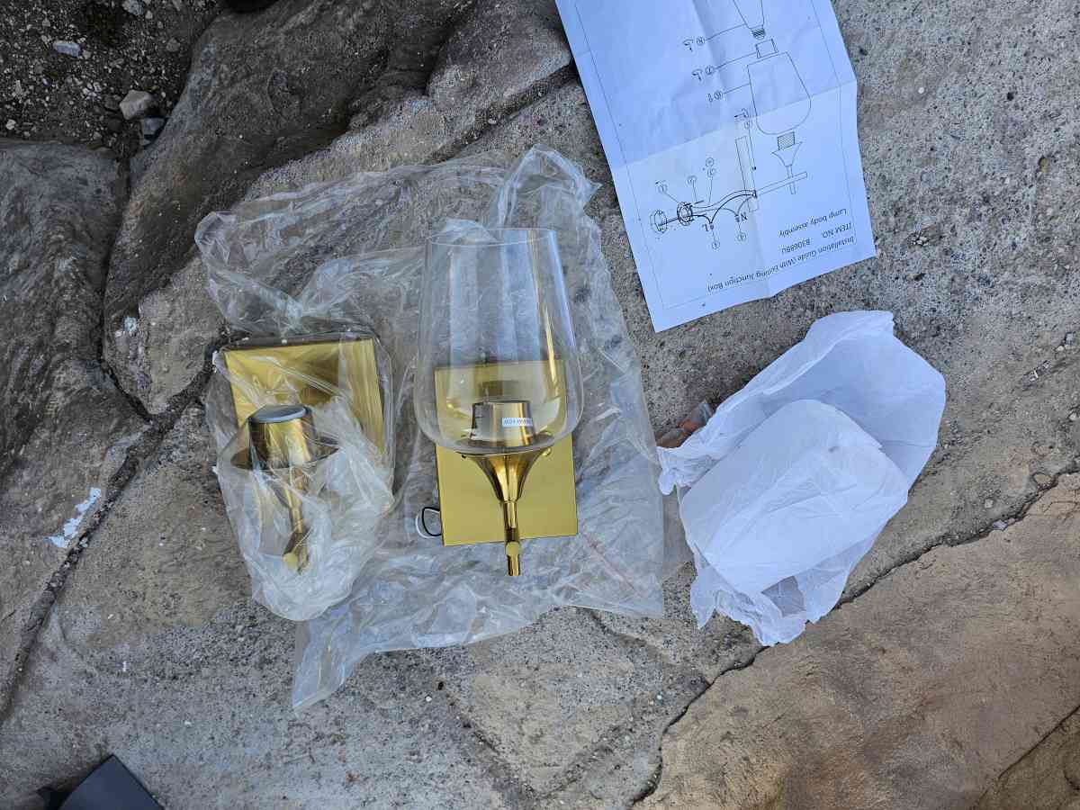 light fixtures - Las Vegas, Nevada - FleaMarketBay