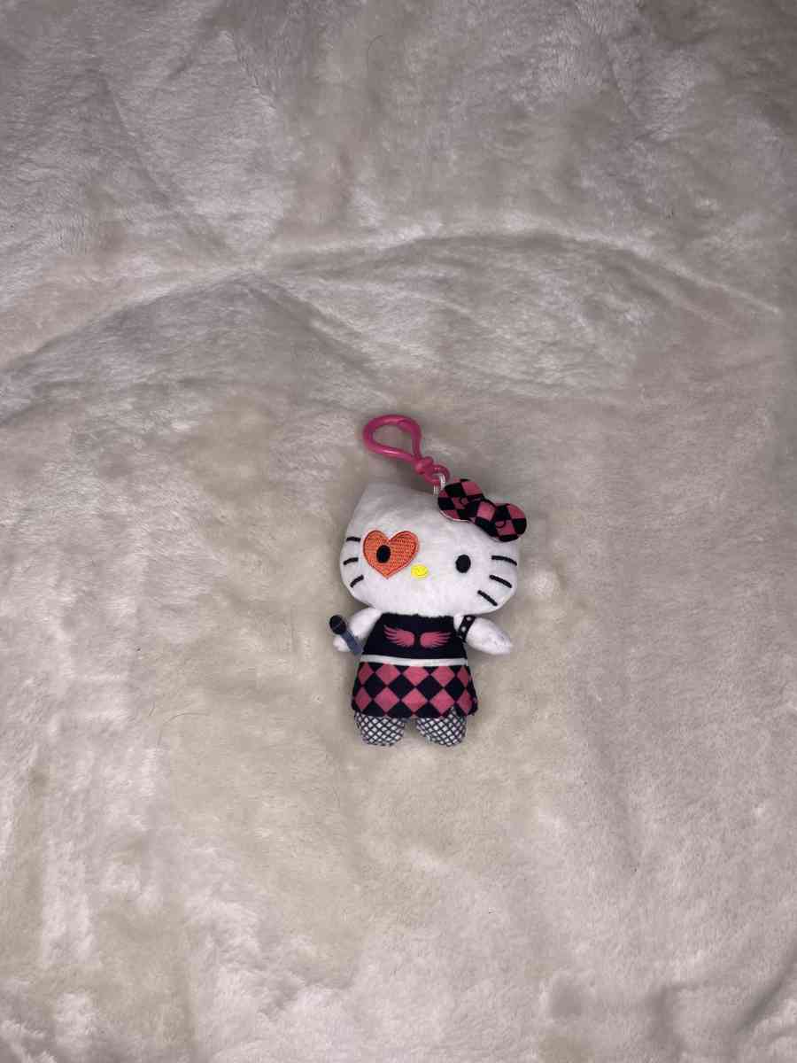 hello kitty keychain - Spanish Fork, Utah - FleaMarketBay