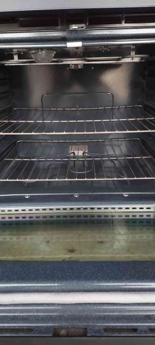 lgGE 30 BuiltIn Double Wall Oven And Over The Range - Pembroke Pines, Florida - FleaMarketBay