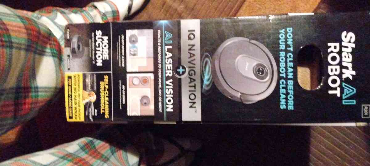 Shark AI Robot Vacuum R2001 - Tuscaloosa, Alabama