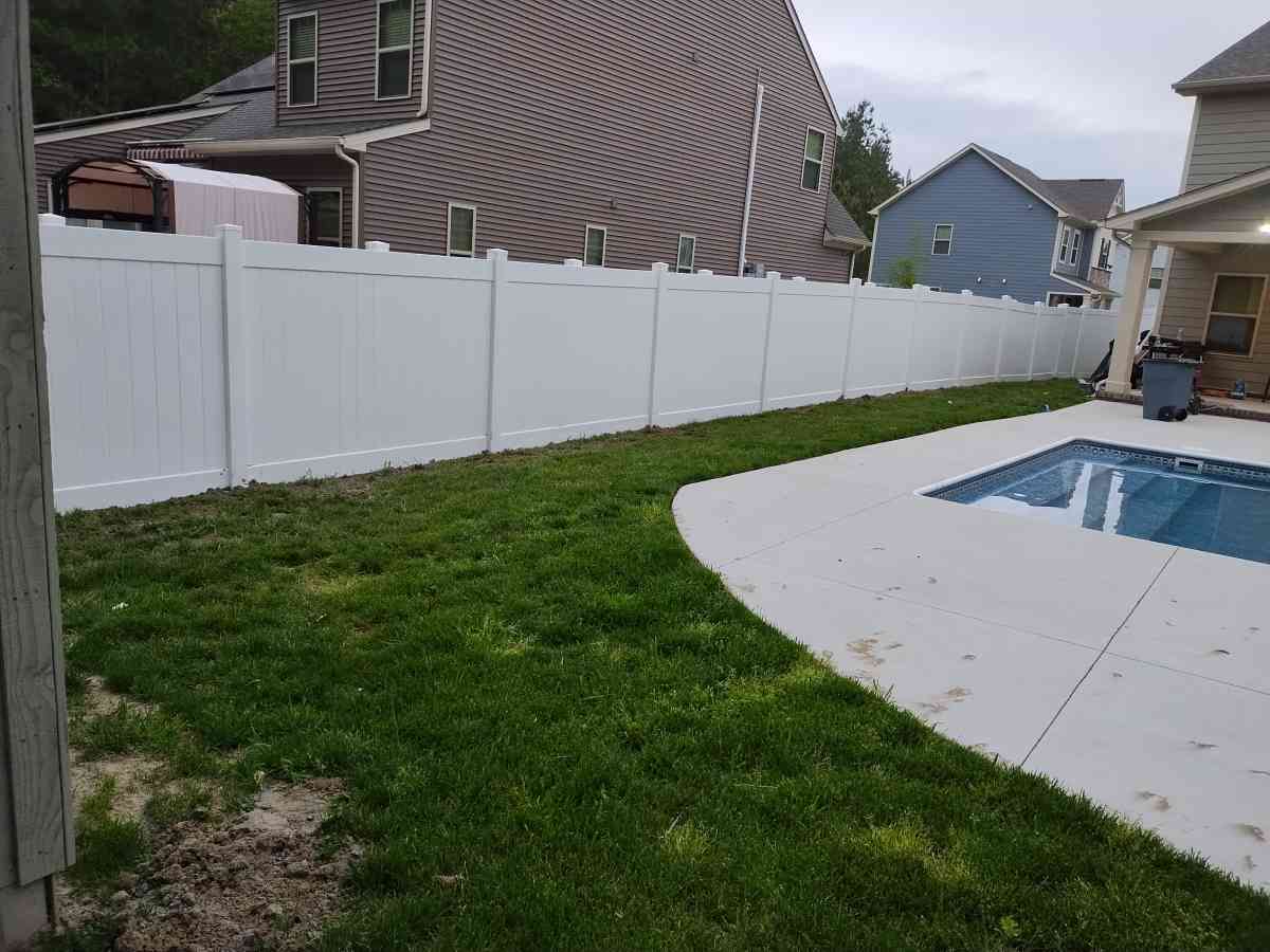 fencing  flooring - Dundalk, Maryland - FleaMarketBay