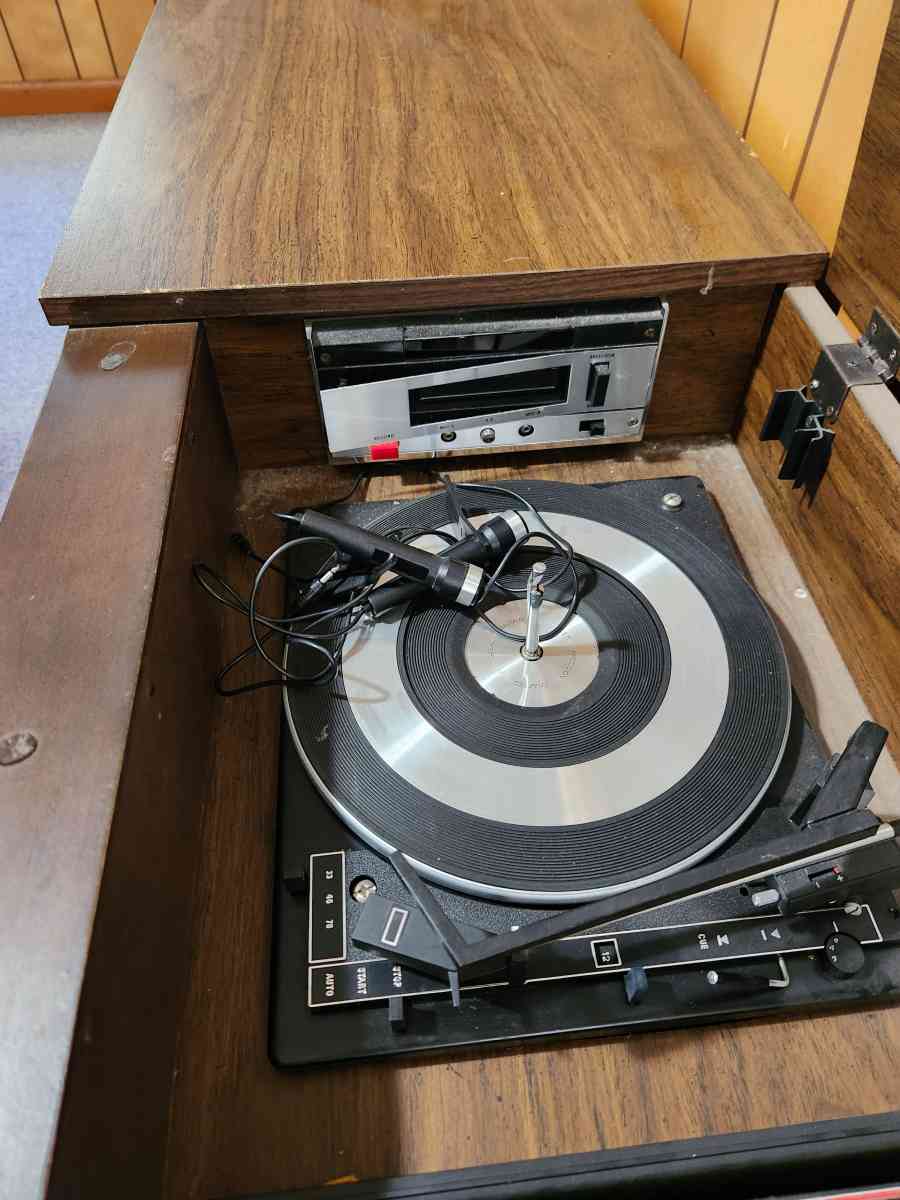 record cassette player - Greenville, South Carolina