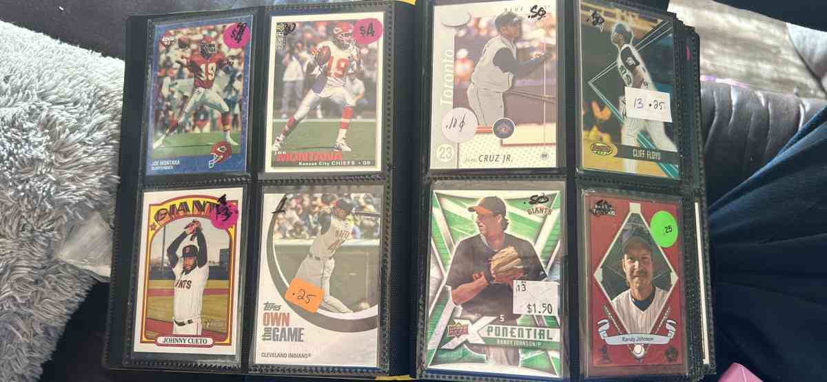 sports card lot - Independence, Kentucky - FleaMarketBay