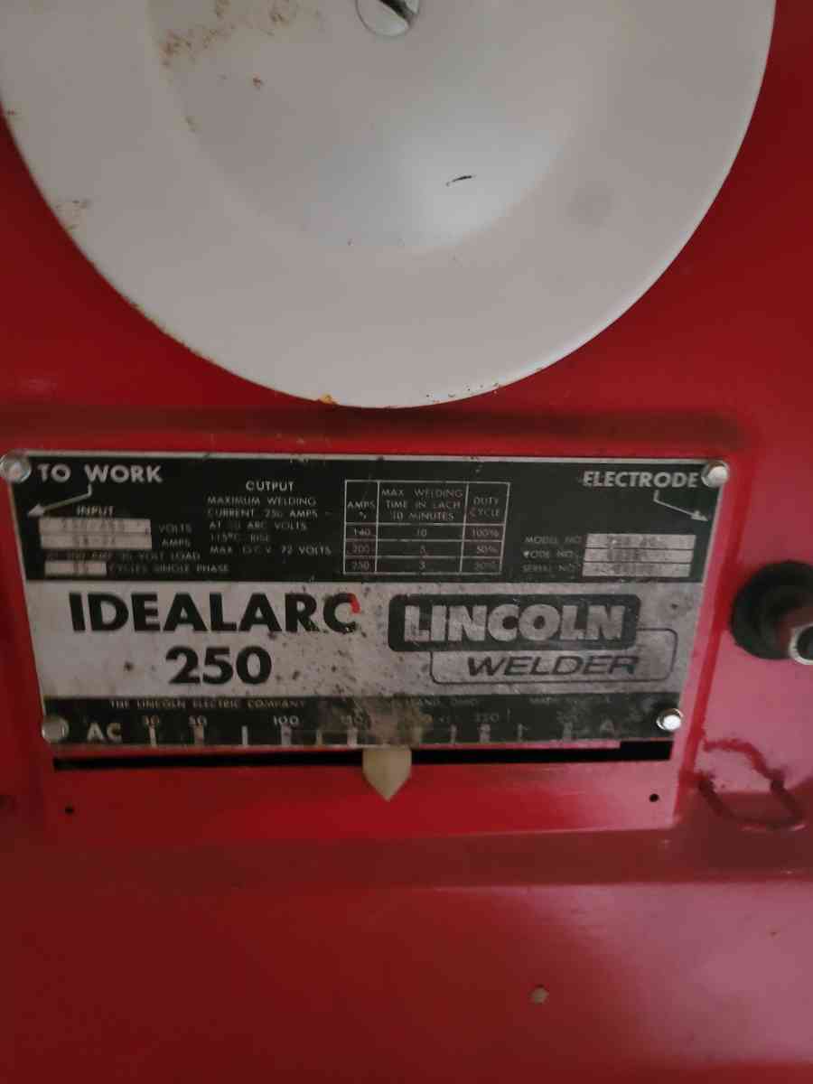 Lincoln idealarc welder 250