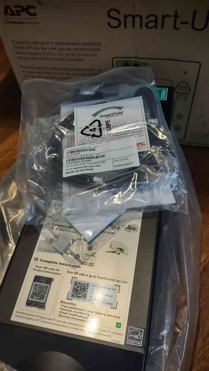 Smart UPS with Smart Connect 1500 VA - Greensboro, North Carolina - FleaMarketBay