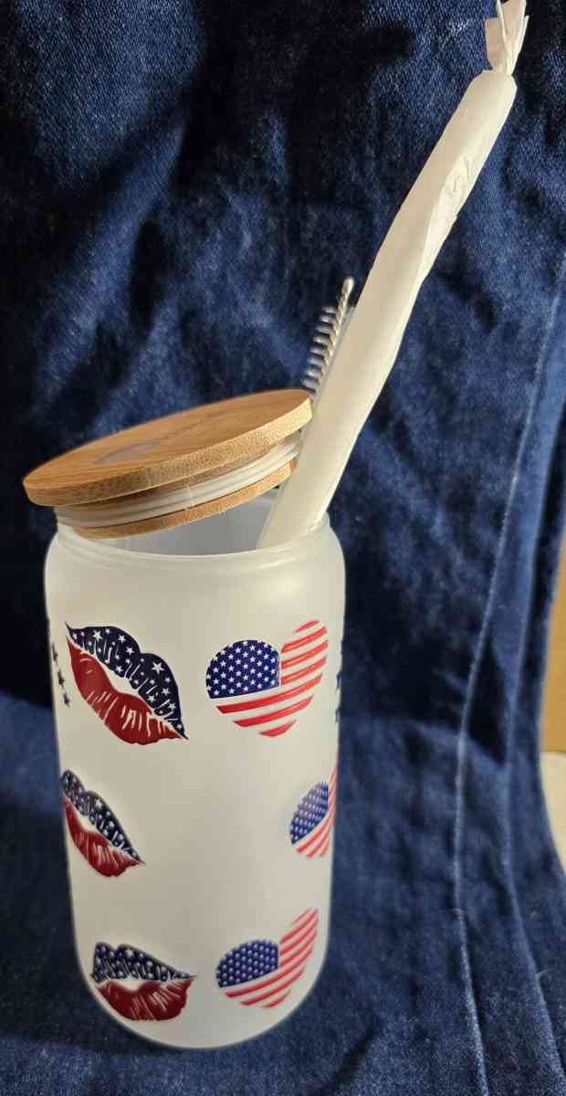 glass mug cups - Redding, California - FleaMarketBay