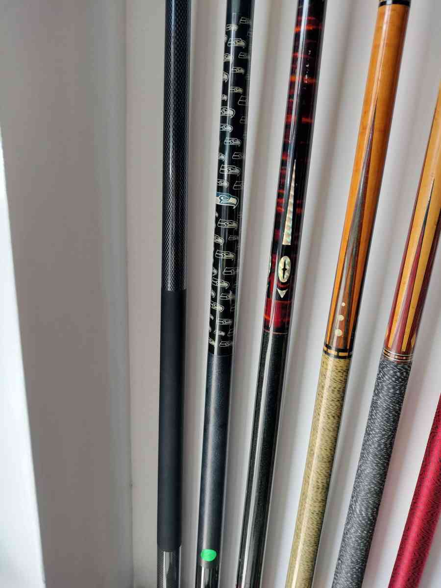 cue sticks - Miami, Florida - FleaMarketBay