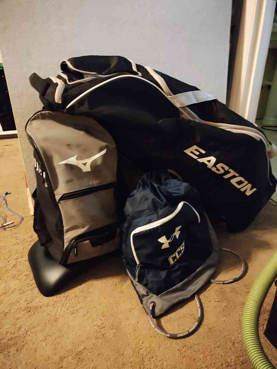 Baseball gear 30in31inAtlas Marrucci gloves catcher glove - Chattanooga, Tennessee - FleaMarketBay