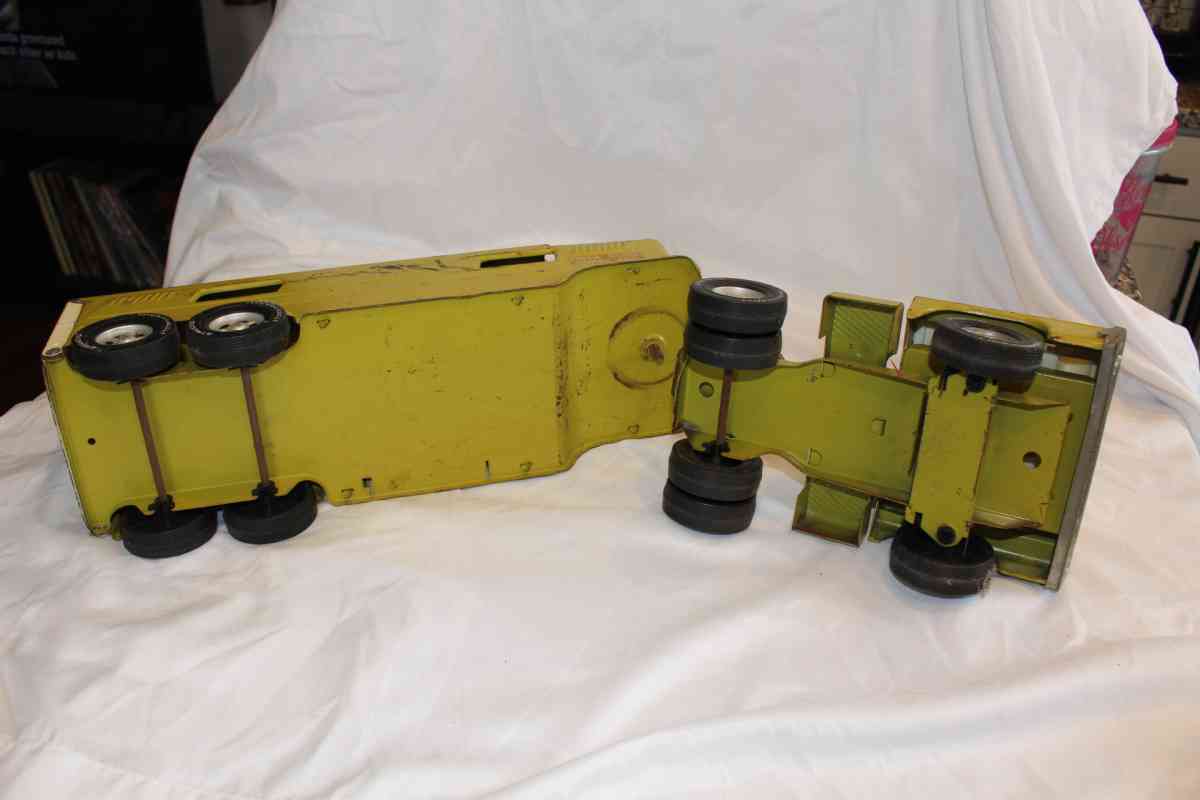 1960s Vintage Structo Horse Truck w TrailerMetal Toy - Fort Worth, Texas - FleaMarketBay