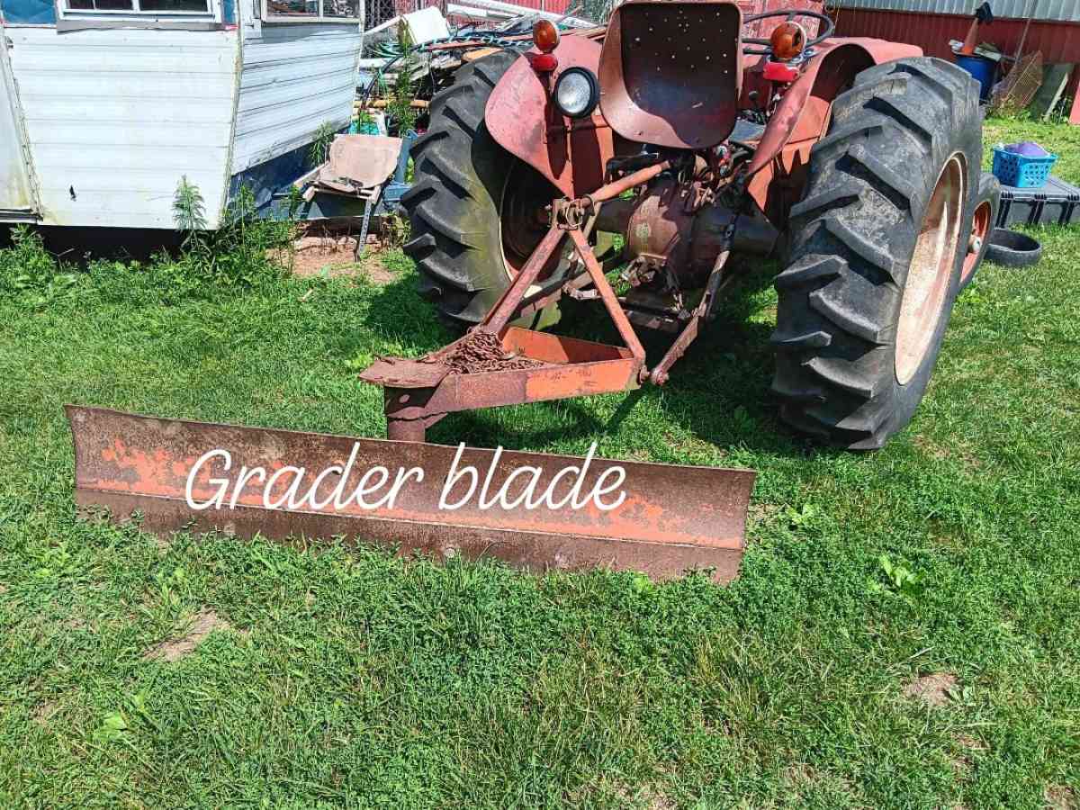 massie Ferguson tractor - Amanda, Ohio - FleaMarketBay