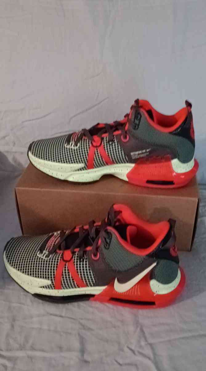 Brand new in box Never worn 1 of 3 pairs - Louisville, Kentucky - FleaMarketBay