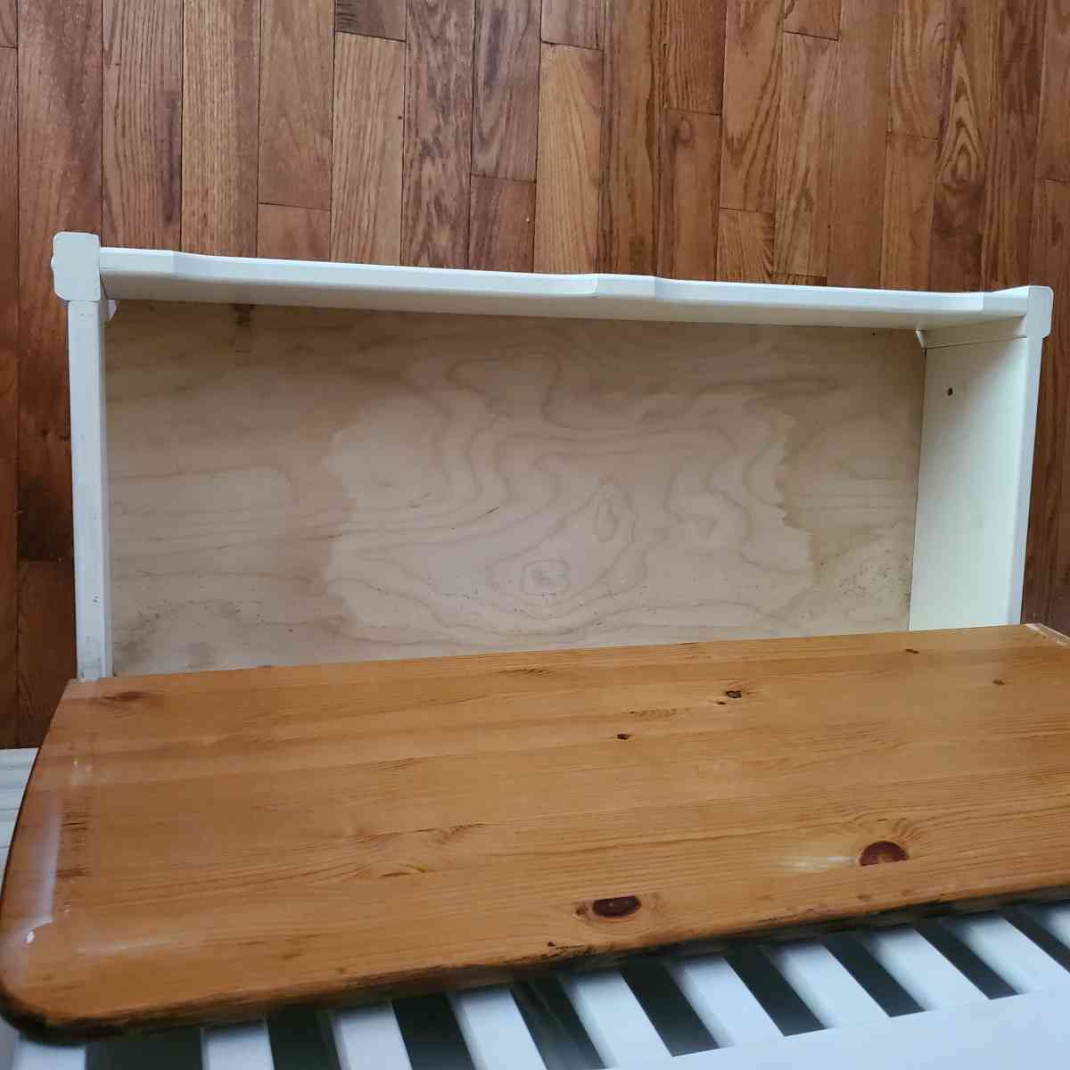 Wooden Bench W Storage - Rock Island, Tennessee - FleaMarketBay
