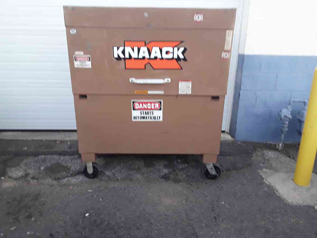 Nice HD Knaack Gang Box and HD Caster Wheels OEM Like New - Williamstown, New Jersey