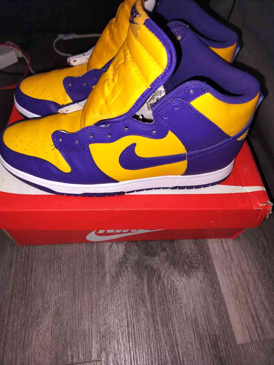 Nike Dunk High LAKERS - Jersey City, New Jersey - FleaMarketBay