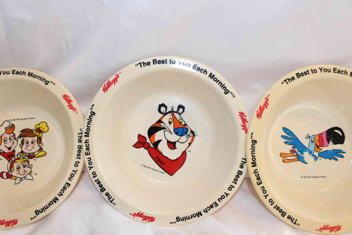 4 Vintage Kelloggs Cereal Bowls - Fort Worth, Texas - FleaMarketBay