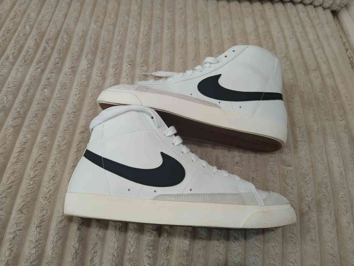 Nike Blazers mens size 11 - Atlanta, Georgia - FleaMarketBay