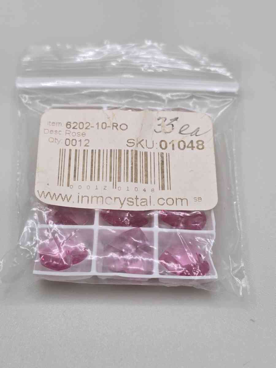 Swarovski Rose Colored Hearts - Bonney Lake, Washington - FleaMarketBay