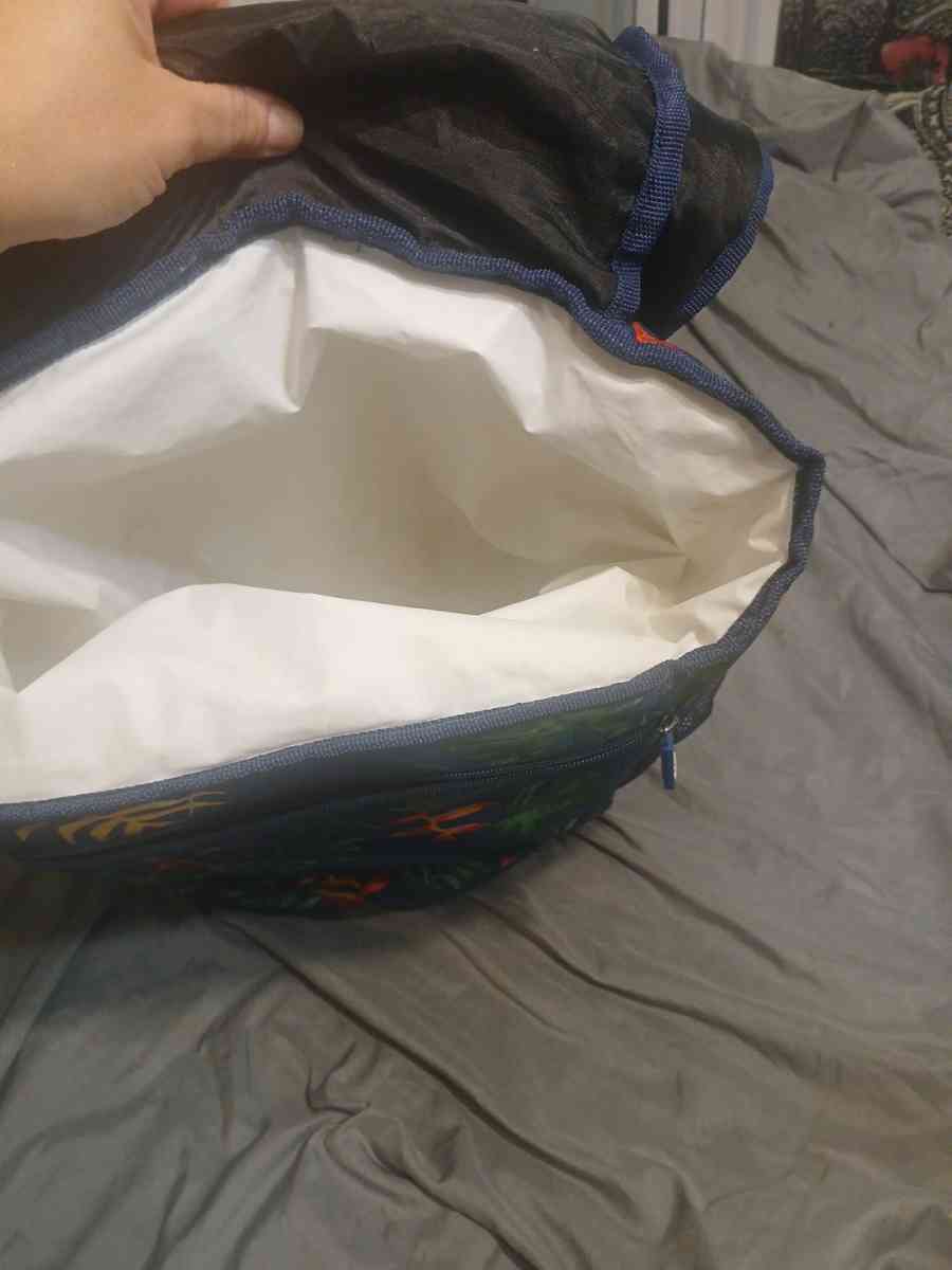 tommy bahama coller backpack - Coden, Alabama - FleaMarketBay