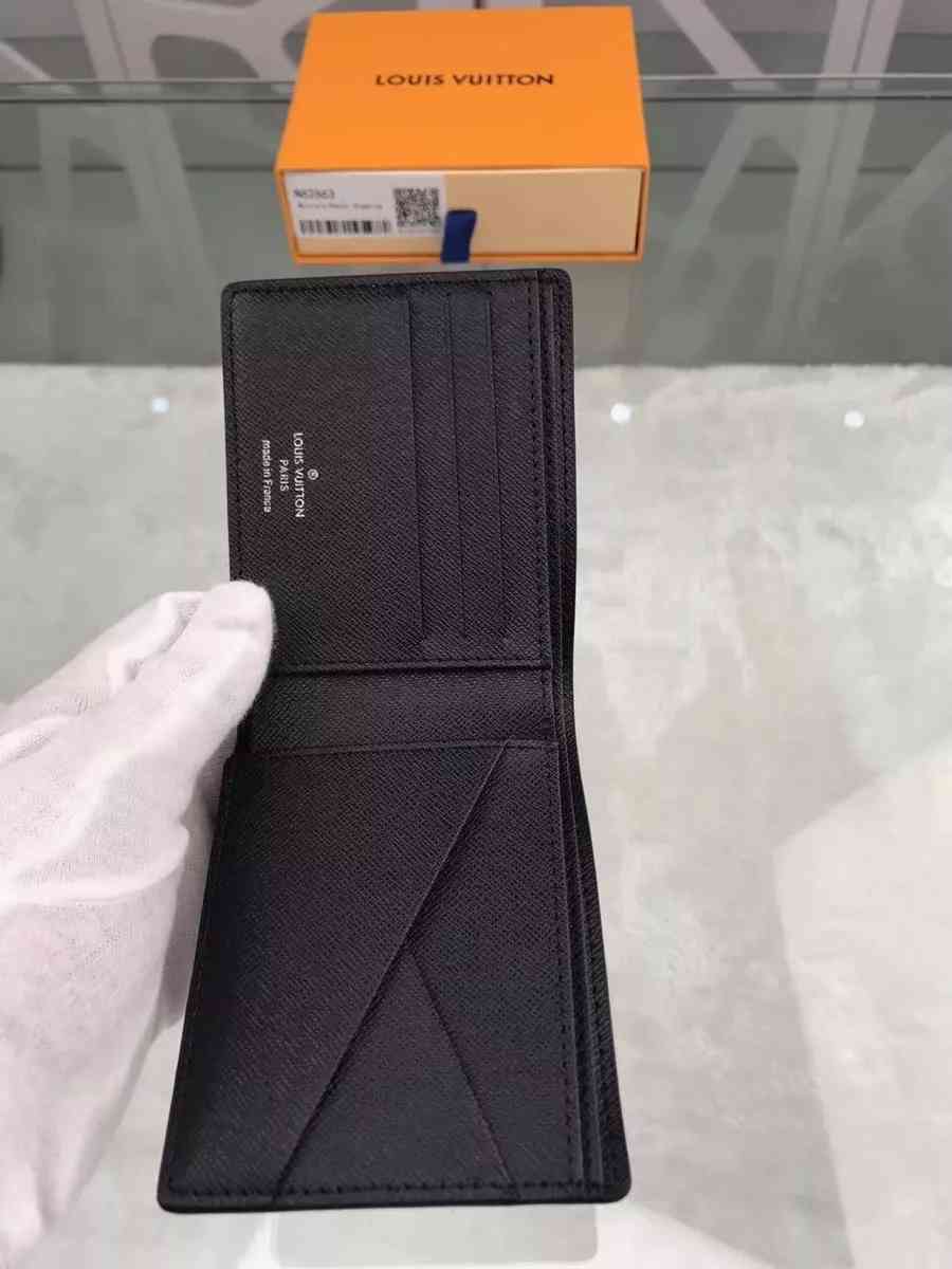 Louis Vuitton Wallets - Atlanta, Georgia - FleaMarketBay