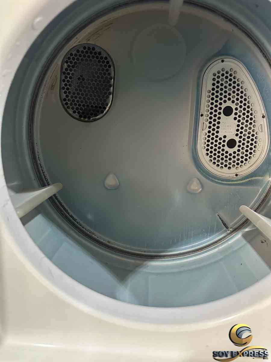 Whirlpool combo 24W washer and dryer stackable - Miami, Florida - FleaMarketBay