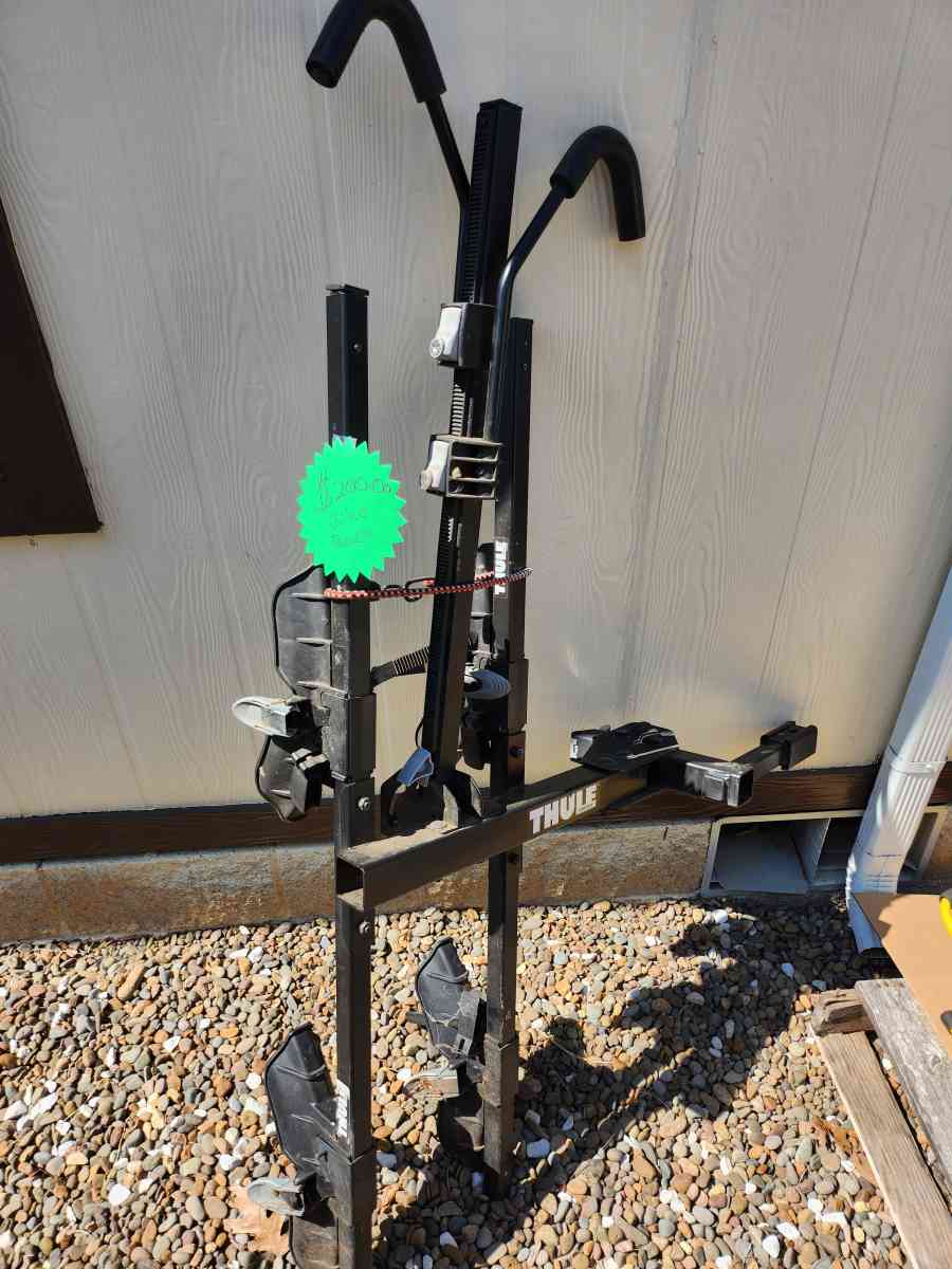 Thule Sweden bike hitch - Molalla, Oregon - FleaMarketBay