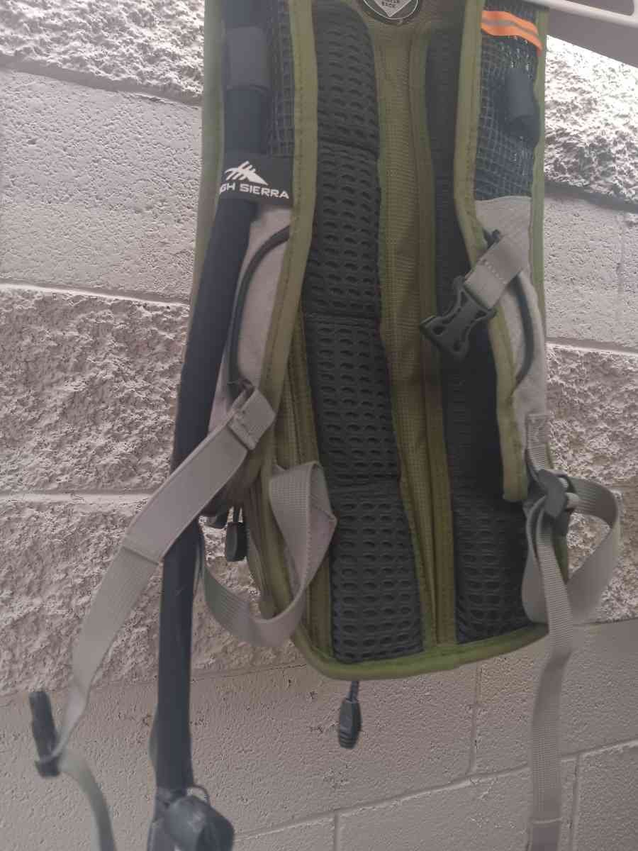 Camelback water pouch - Mesa, Arizona - FleaMarketBay