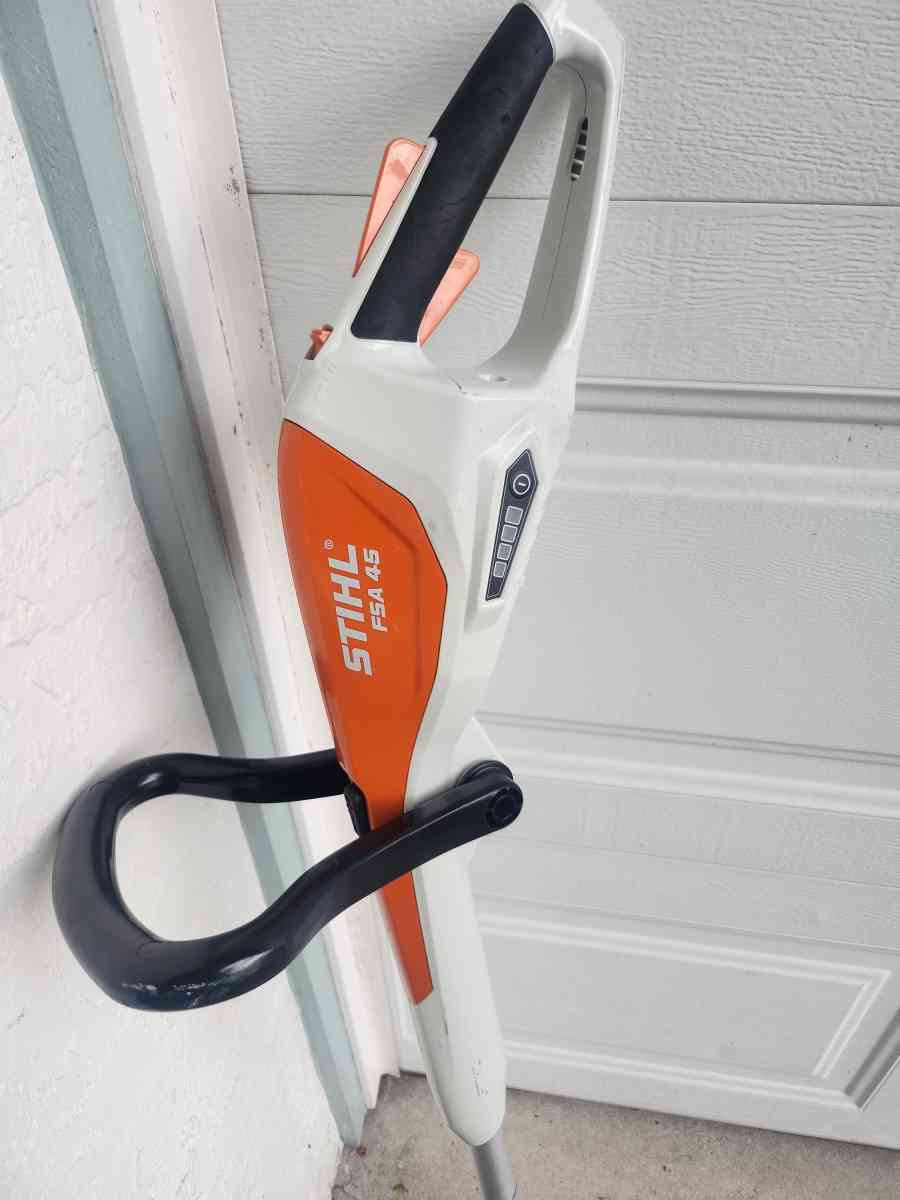 Stihl FSA 45 Weed Trimmer - Homosassa, Florida - FleaMarketBay