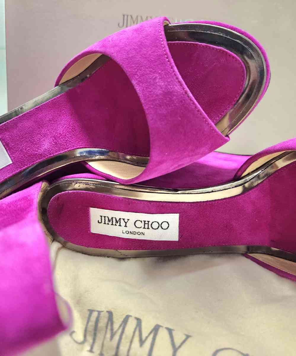 Jimmy CHOO Preloved Fushia Suede Metallic Leather TOPAZ 5in - Kenner, Louisiana - FleaMarketBay