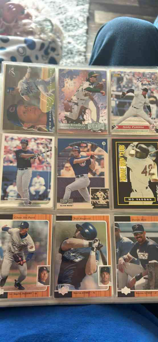 baseball card collection - Independence, Kentucky - FleaMarketBay