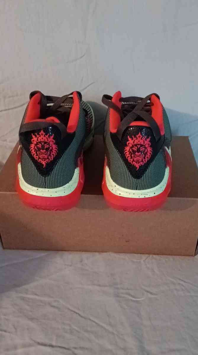 Brand new in box Never worn 1 of 3 pairs - Louisville, Kentucky - FleaMarketBay