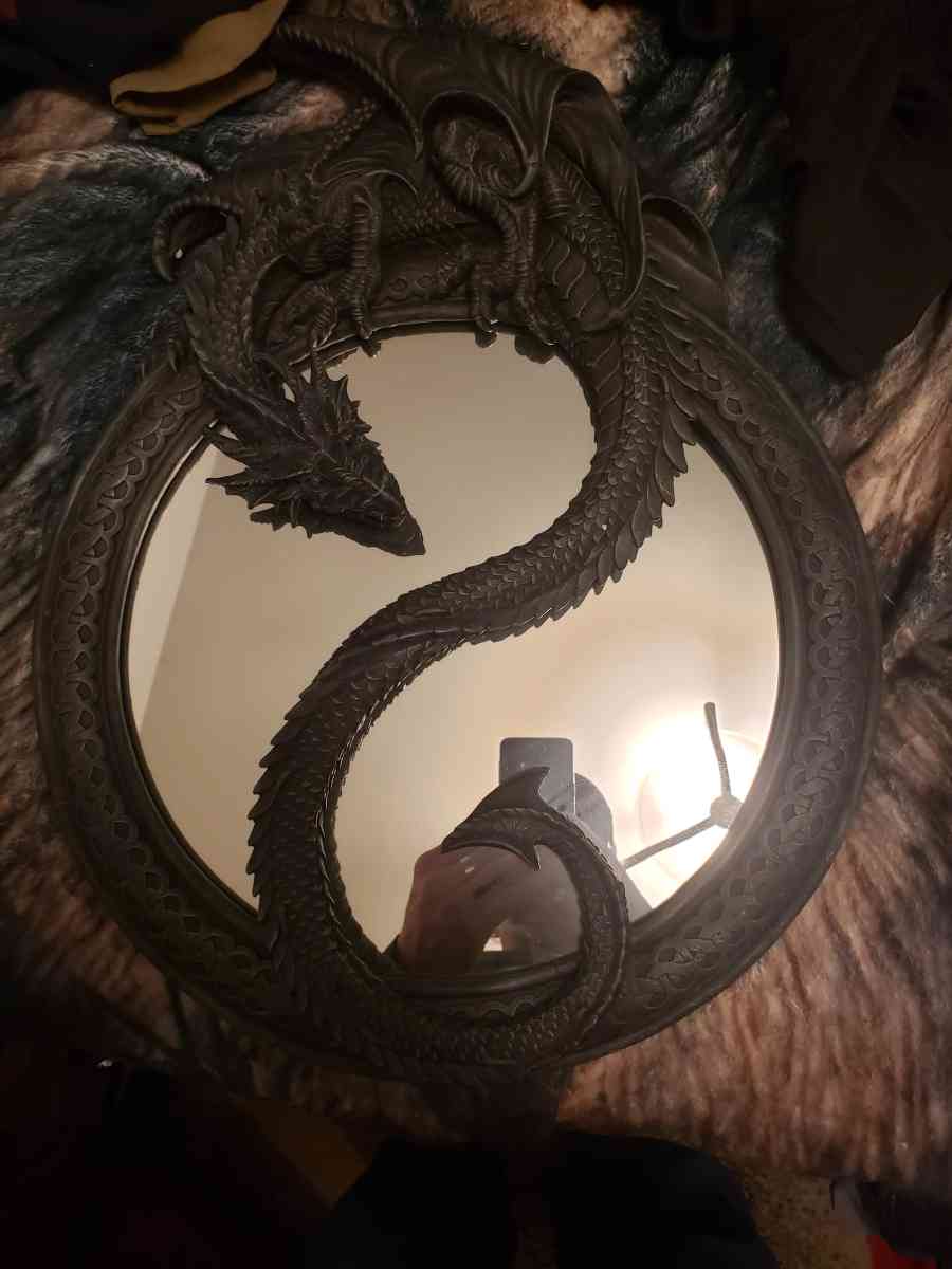 Dragon Mirrors - Renton, Washington - FleaMarketBay