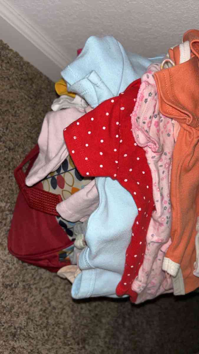 babygirl clothes - Sacramento, California - FleaMarketBay