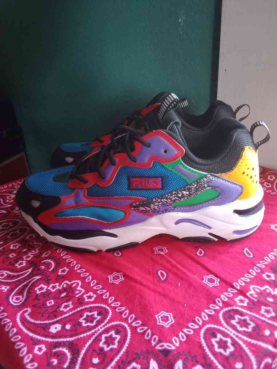 Fila shoes size 6y - Dayton, Ohio