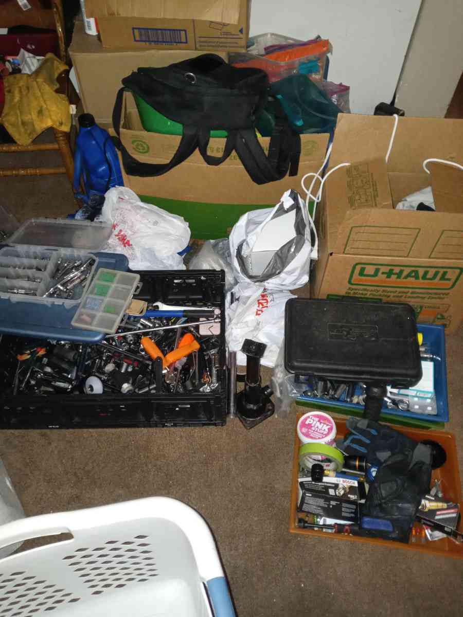 all kind of things tools and household items items - Austin, Nevada - FleaMarketBay