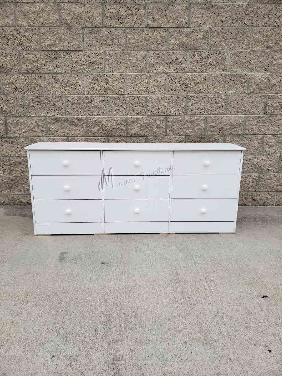 White 9 Drawer Dresser - Stanton, California - FleaMarketBay