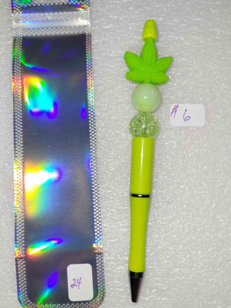 Hand beaded pens   Black ink - Bullhead City, Arizona - FleaMarketBay