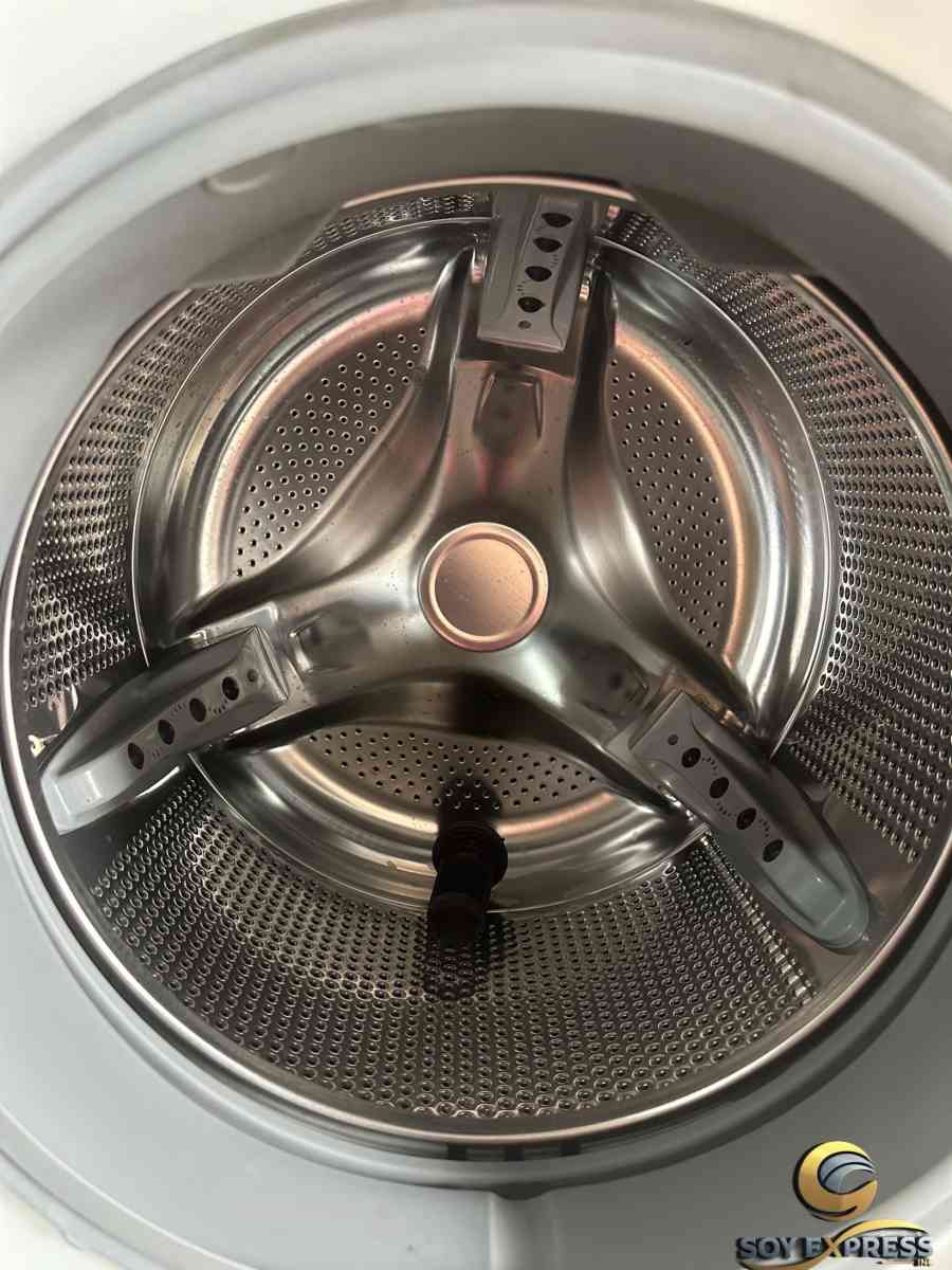 LG washer and dryer front load electric - Miami, Florida - FleaMarketBay