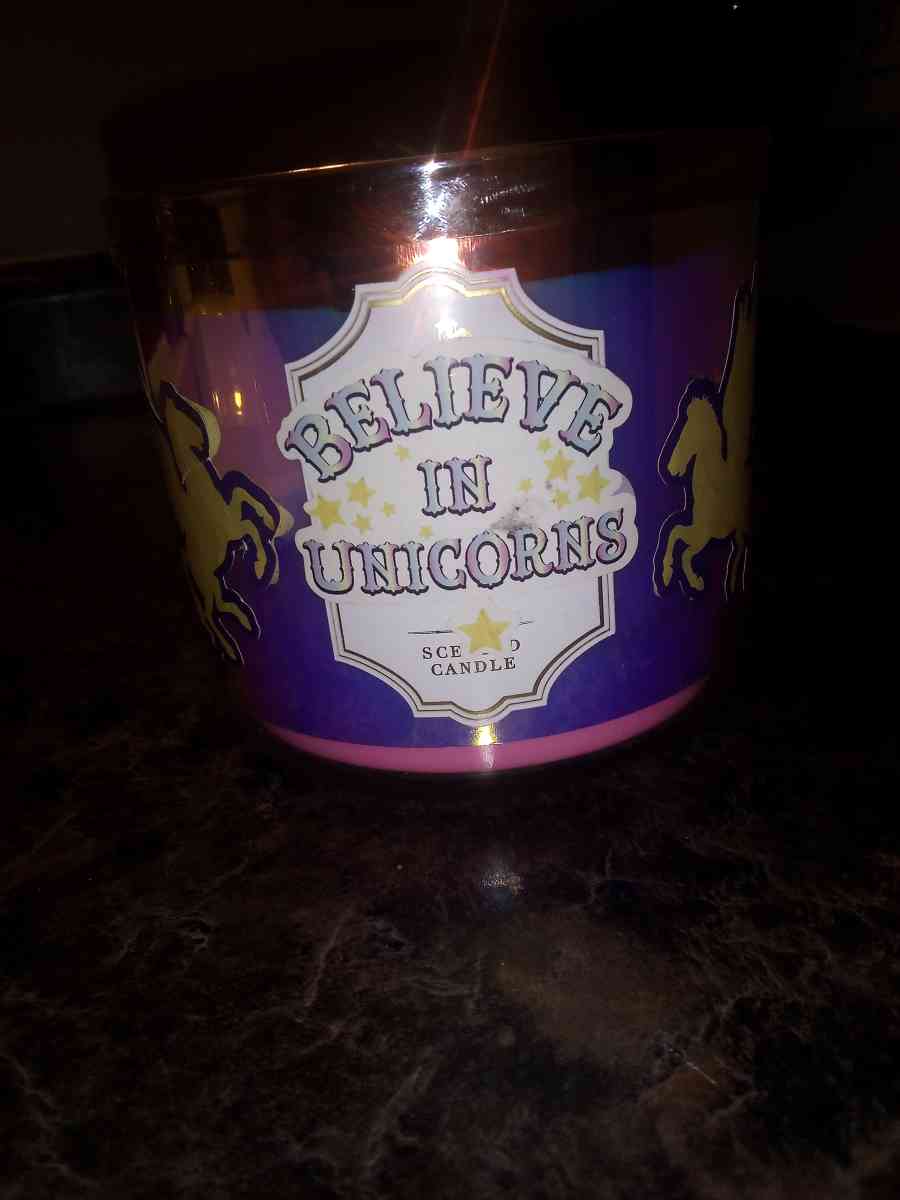 Homemade Rose scent candle - Demorest, Georgia - FleaMarketBay