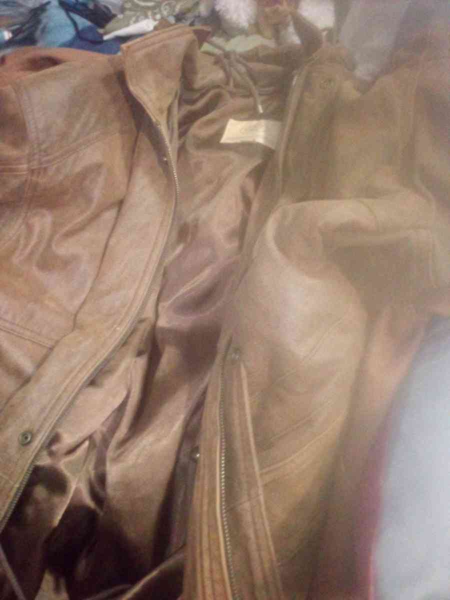 brown leather jacket George town brand - Vancouver, Washington