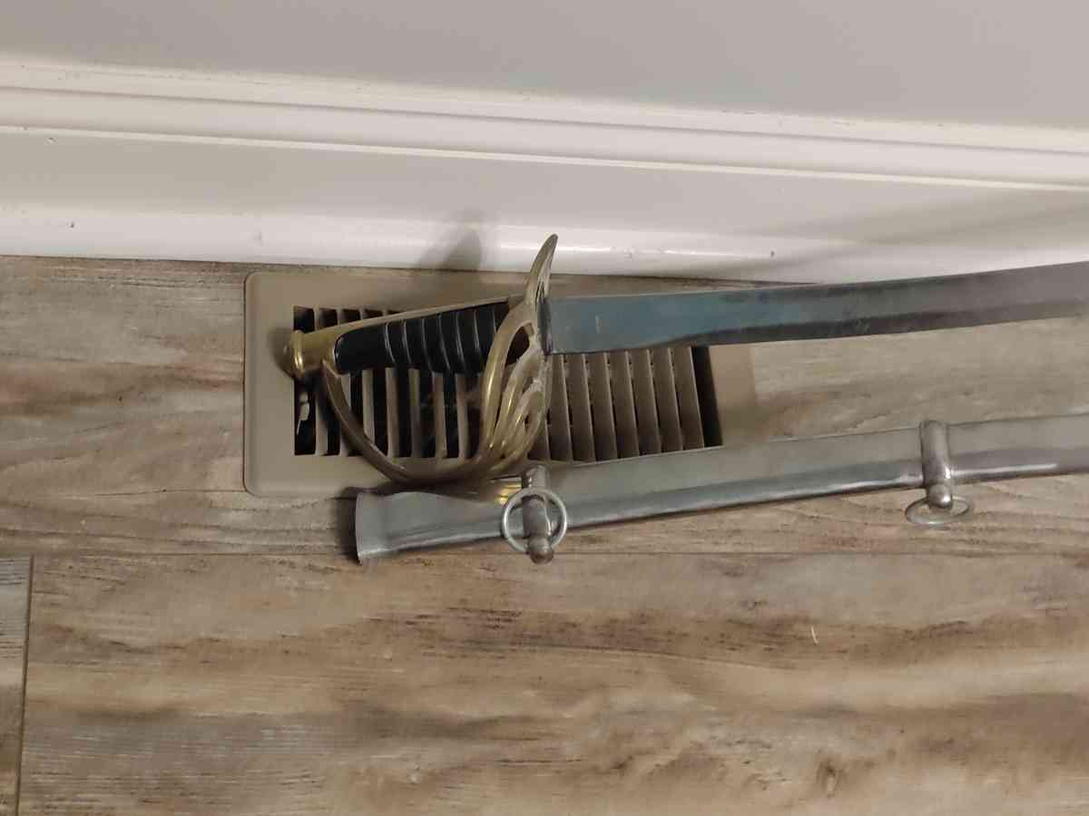 antique calvary sword - Blackwood, New Jersey - FleaMarketBay