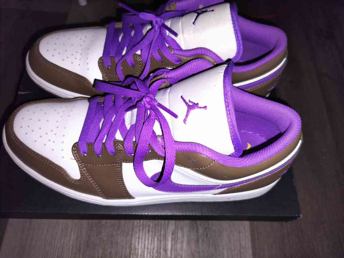 Air Jordan 1 Low Palomino - Jersey City, New Jersey