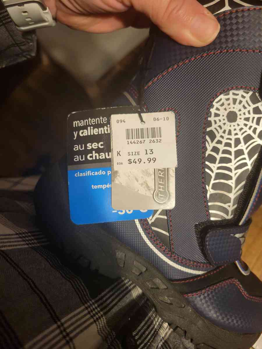 SpiderMan boy size 13 boots - Saint Petersburg, Florida - FleaMarketBay