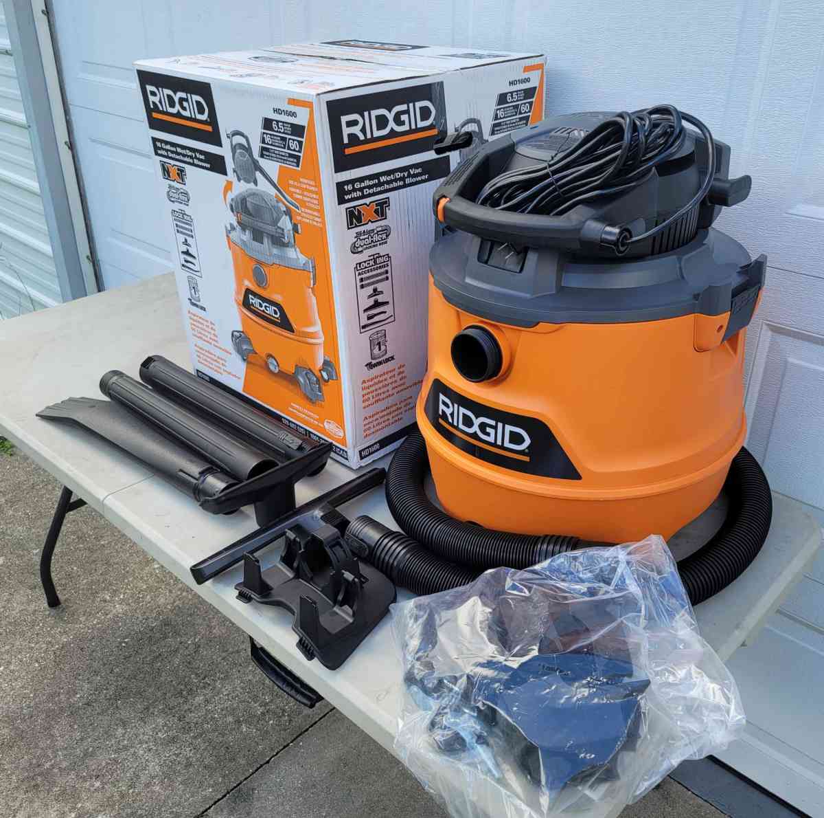 Ridgid 16 Gallon Wet Dry Vac with Detachable Blower - Homosassa, Florida - FleaMarketBay