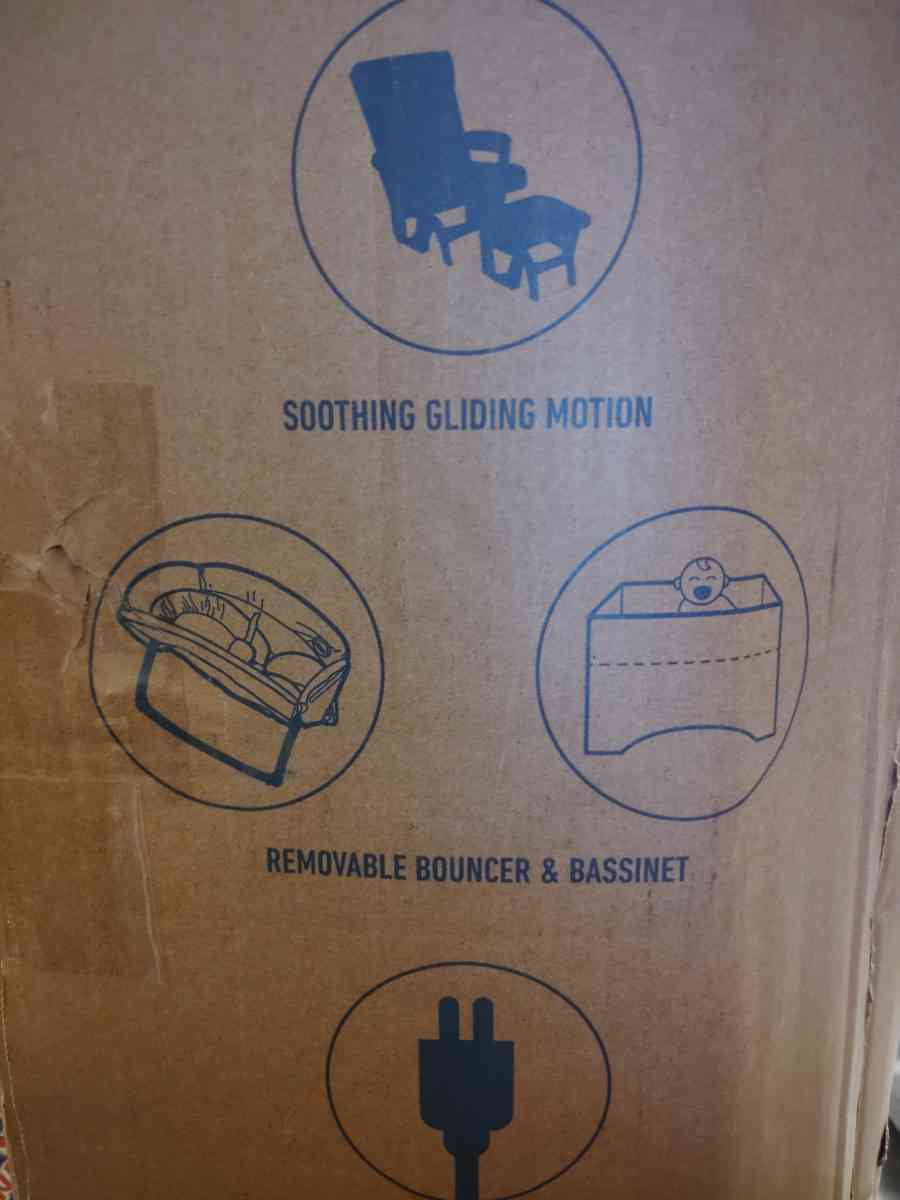 4 in 1 Soothing System Glider - Sanford, Florida - FleaMarketBay