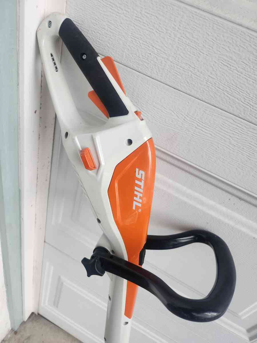 Stihl FSA 45 Weed Trimmer - Homosassa, Florida - FleaMarketBay
