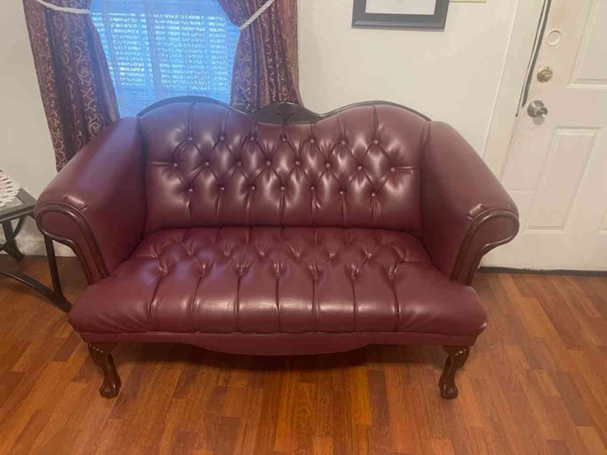 new living room set - Mckinney, Texas - FleaMarketBay