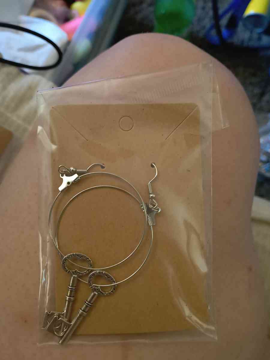 hand made jewelry - Travelers Rest, South Carolina - FleaMarketBay