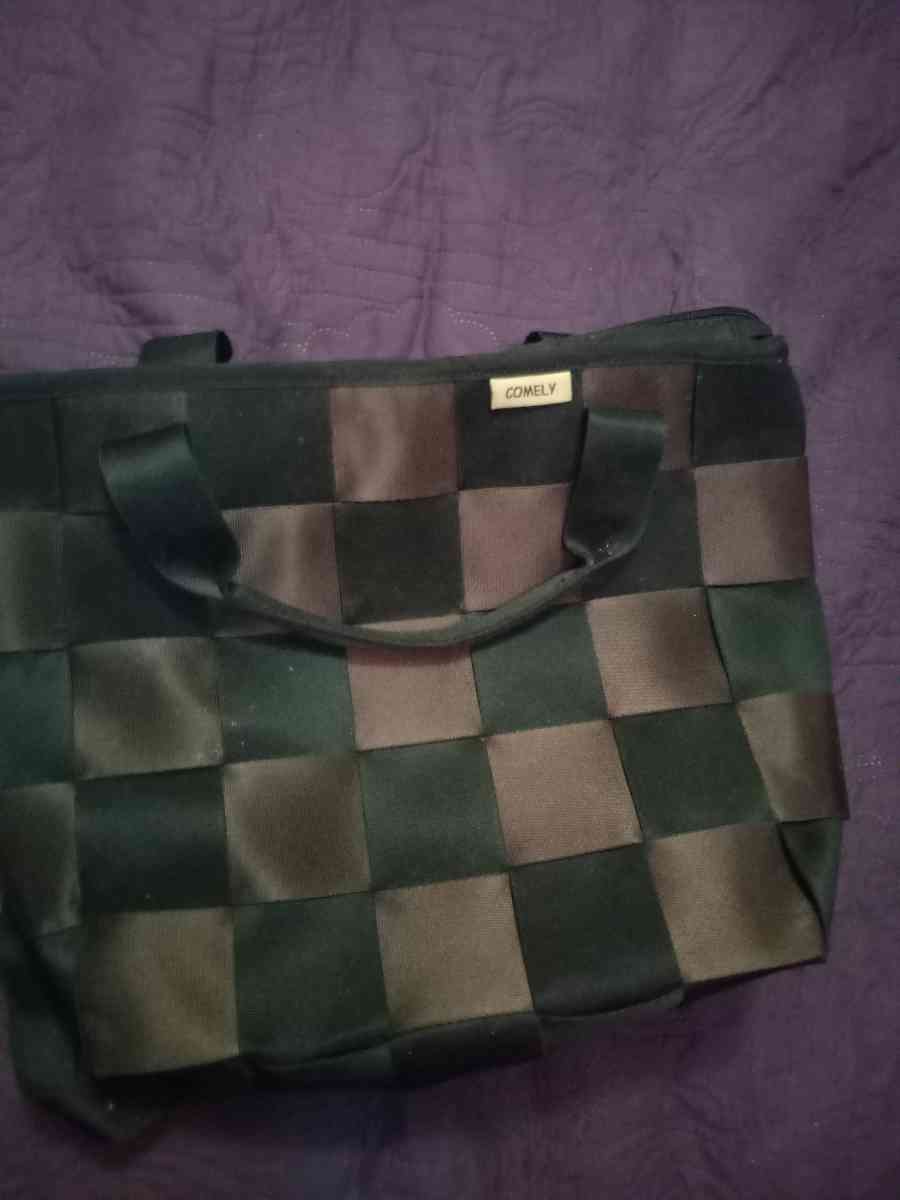 designer hand bags - Fontana, California - FleaMarketBay